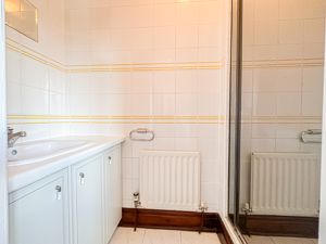 Photo 11- click for photo gallery